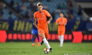 完美开局！山东鲁能暂1-0上海上港！格德斯闪电破门！王大雷助攻