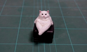 “炸虾猫”实体化！国外推主实体化沙雕图雕像集锦！